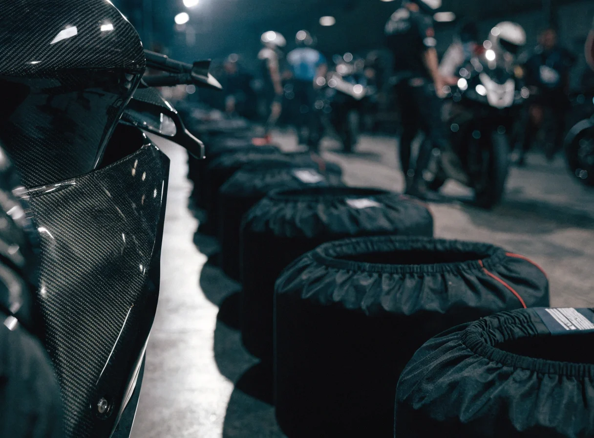 Ambiance de paddock de course moto